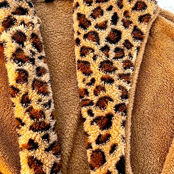 SHEIN jacket 🤎 - Picture 3 of 4